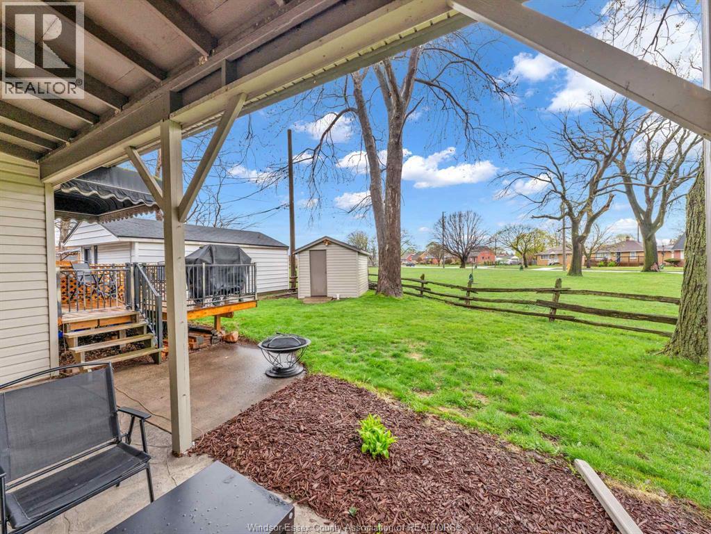 3647 Matchett, Windsor, Ontario  N9C 2A1 - Photo 27 - 26008243