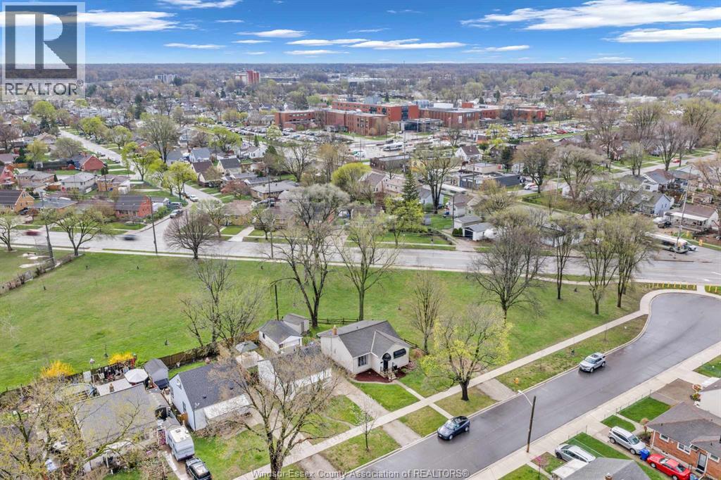3647 Matchett, Windsor, Ontario  N9C 2A1 - Photo 35 - 26008243