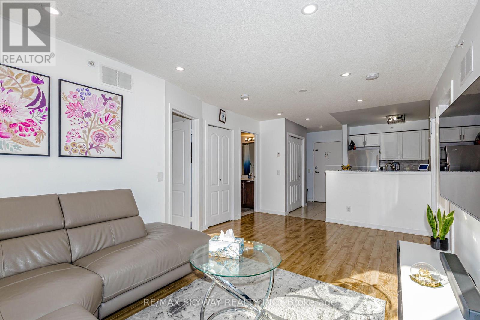 1403 - 8 Dayspring Circle, Brampton, Ontario  L6P 2Z7 - Photo 24 - W13002650