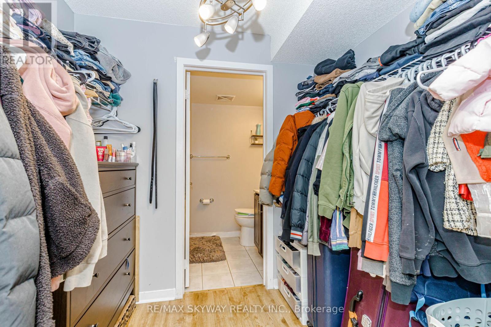 1403 - 8 Dayspring Circle, Brampton, Ontario  L6P 2Z7 - Photo 32 - W13002650