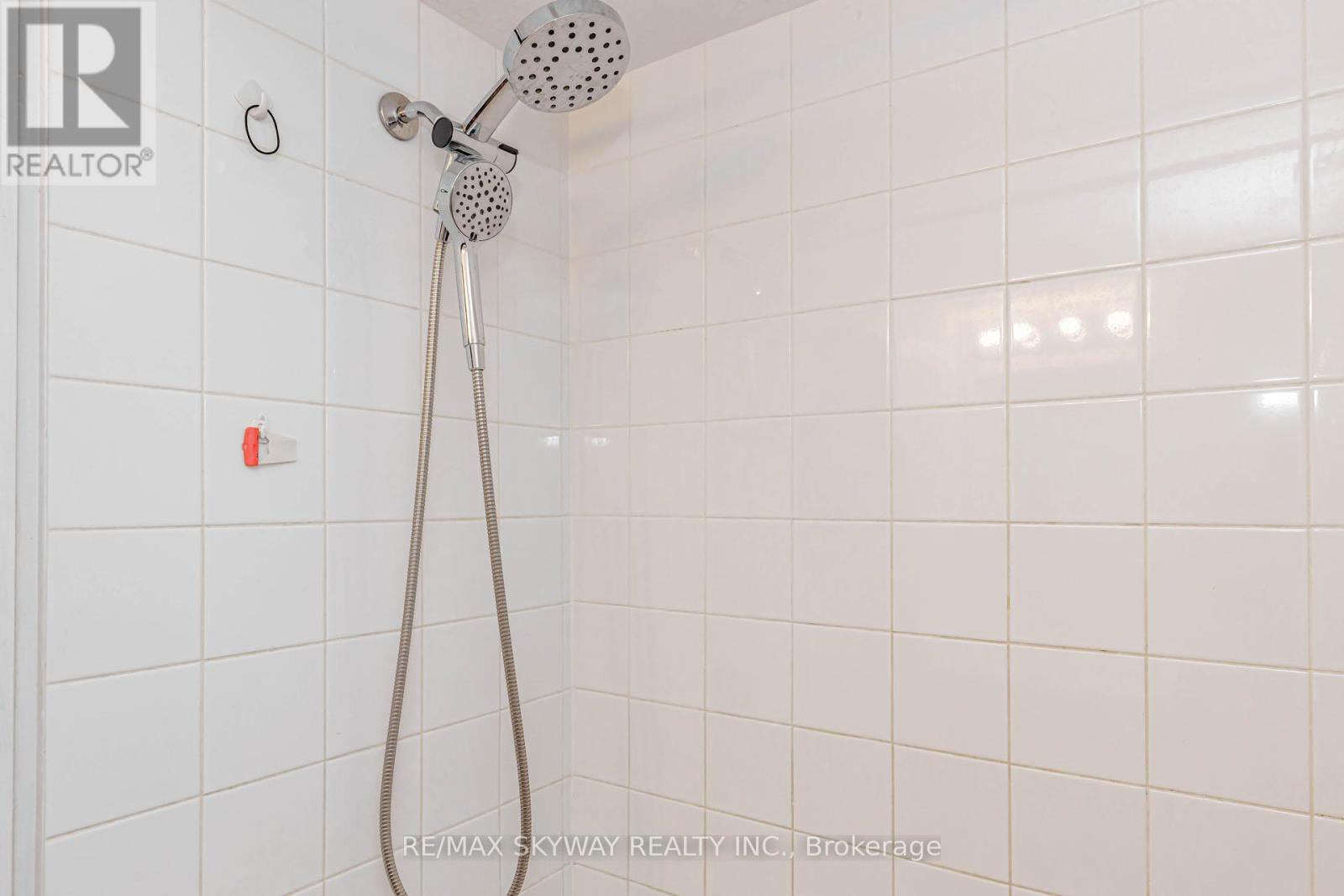 1403 - 8 Dayspring Circle, Brampton, Ontario  L6P 2Z7 - Photo 35 - W13002650