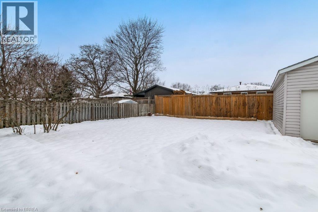 56 Balmoral Drive, Brantford, Ontario N3R 5B9 - Photo 22 - 40808530