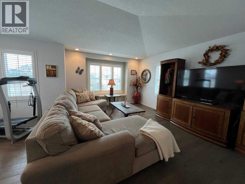 223 Cranarch Terrace Se, Calgary, Alberta  T3M 1Z2 - Photo 22 - A2288823