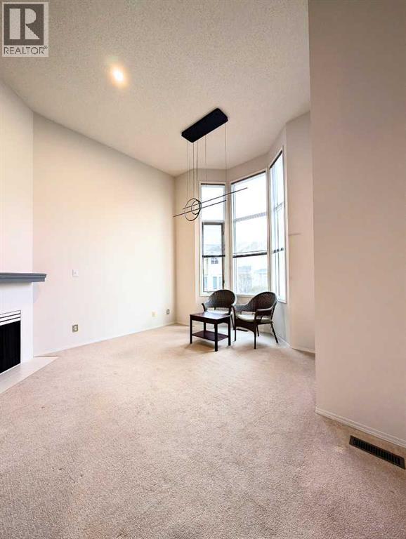 318 Hawkstone Manor Nw, Calgary, Alberta  T3G 3X2 - Photo 39 - A2294725