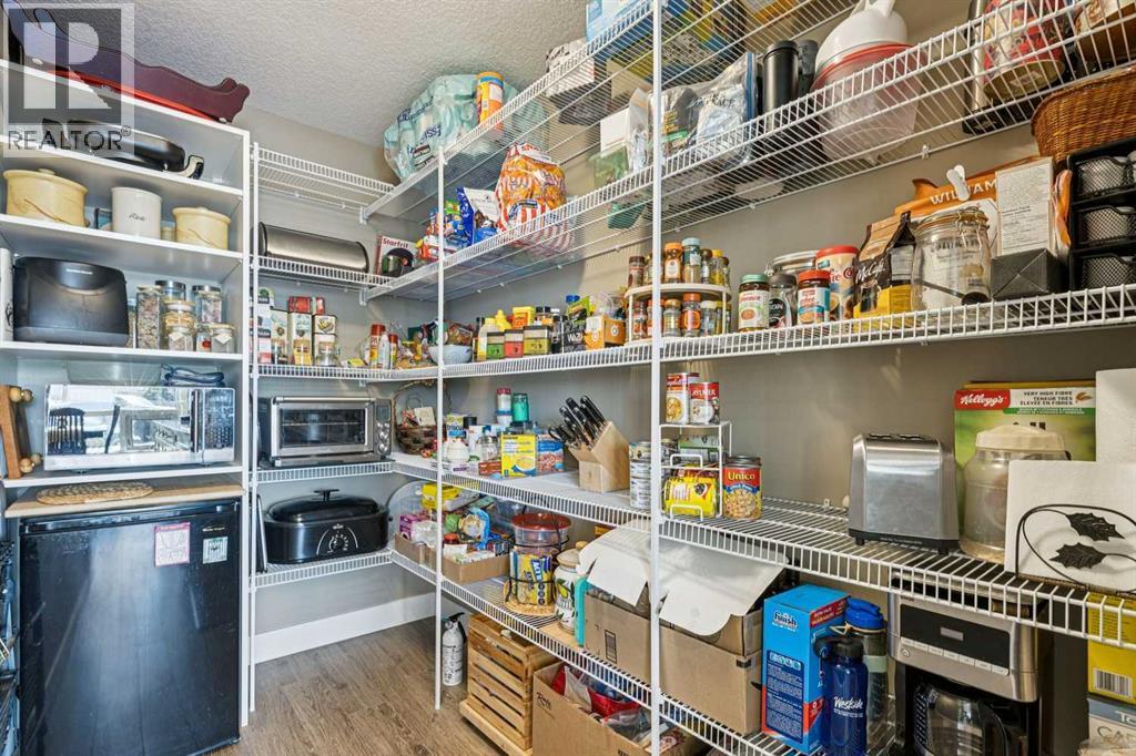 312, 15 Cougar Ridge Landing Sw, Calgary, Alberta  T3H 6C3 - Photo 8 - A2295603