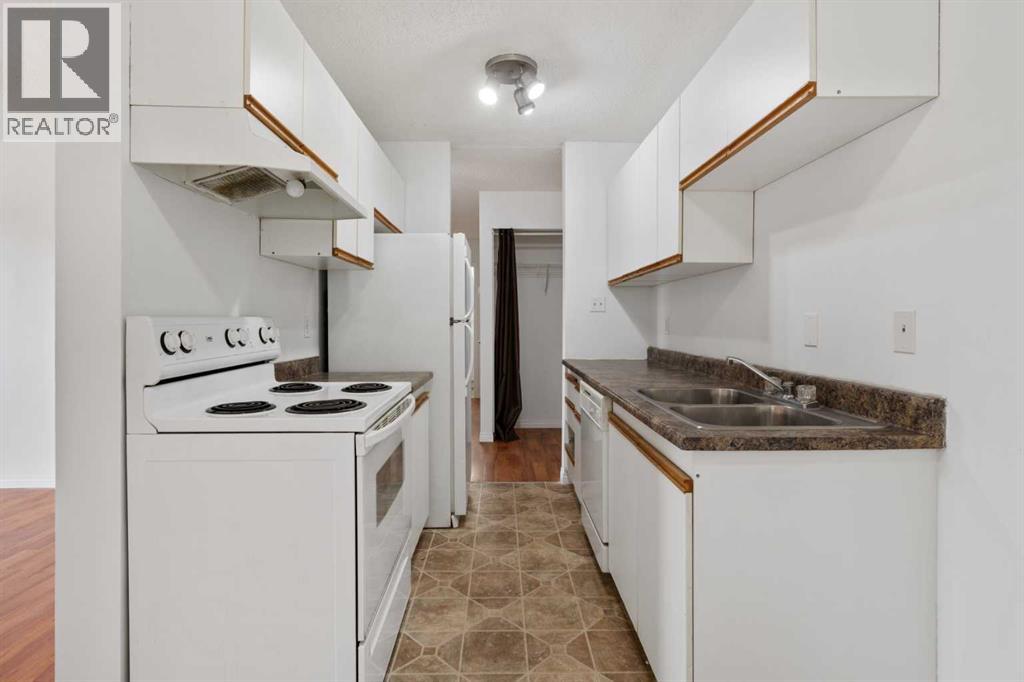 306, 114 Mount Pleasant Drive, Camrose, Alberta  t4V 2M7 - Photo 2 - A2285808