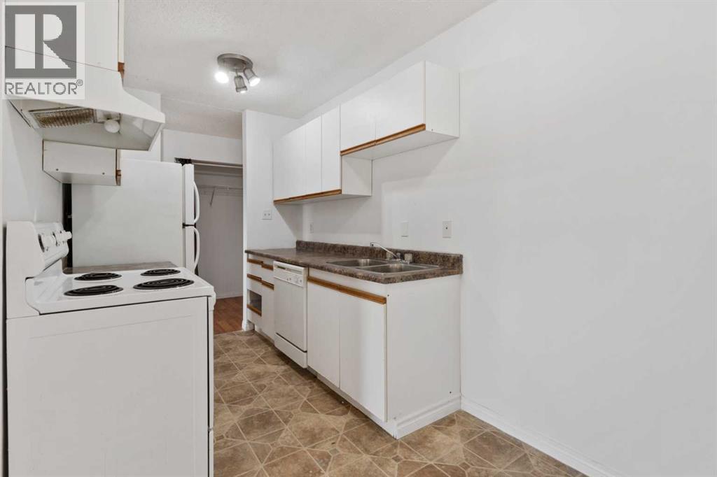 306, 114 Mount Pleasant Drive, Camrose, Alberta  t4V 2M7 - Photo 4 - A2285808