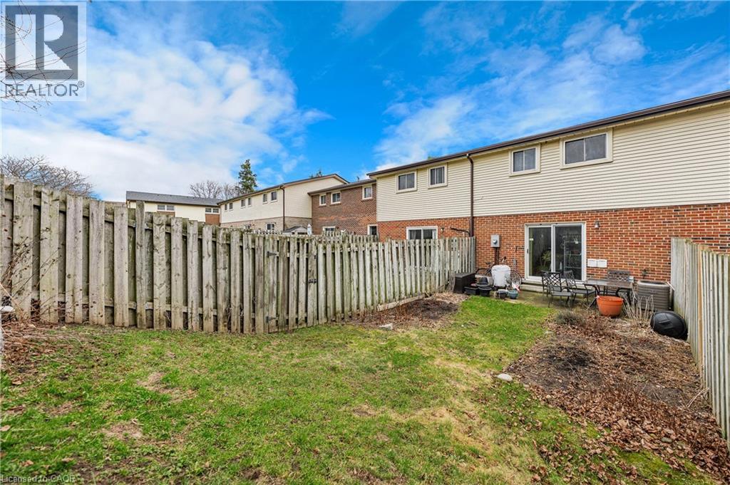 144 Jansen Avenue Unit# 10, Kitchener, Ontario  N2A 2L7 - Photo 14 - 40820361