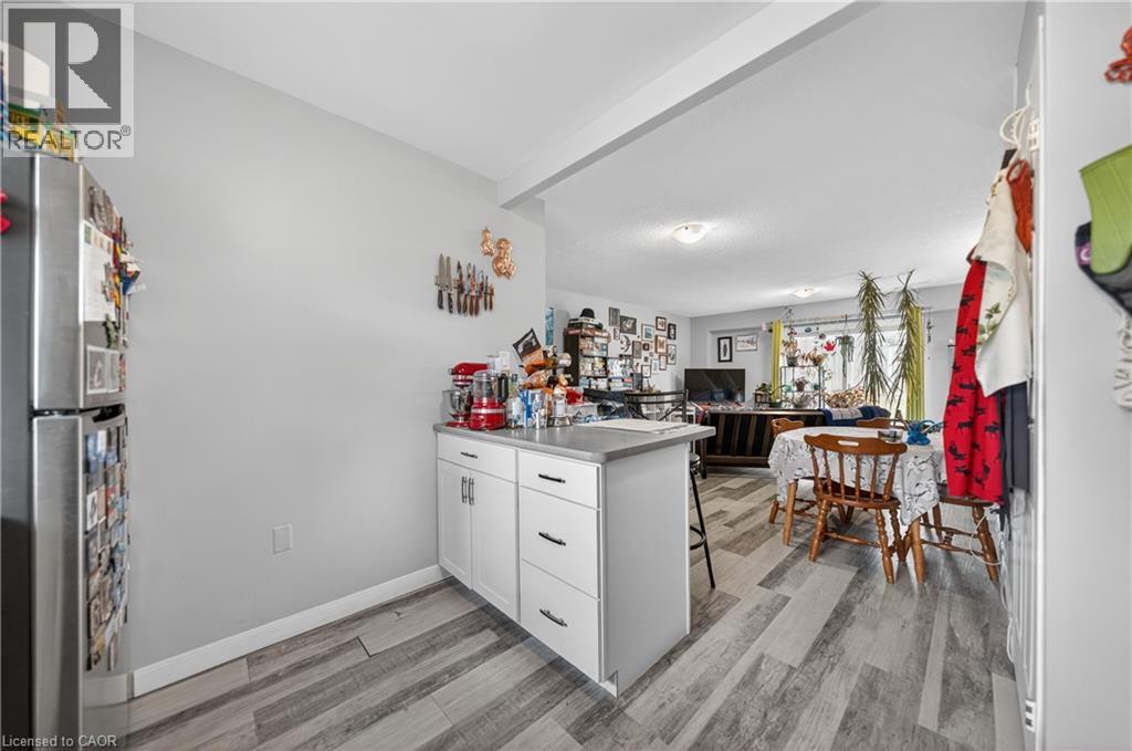 144 Jansen Avenue Unit# 10, Kitchener, Ontario  N2A 2L7 - Photo 8 - 40820361