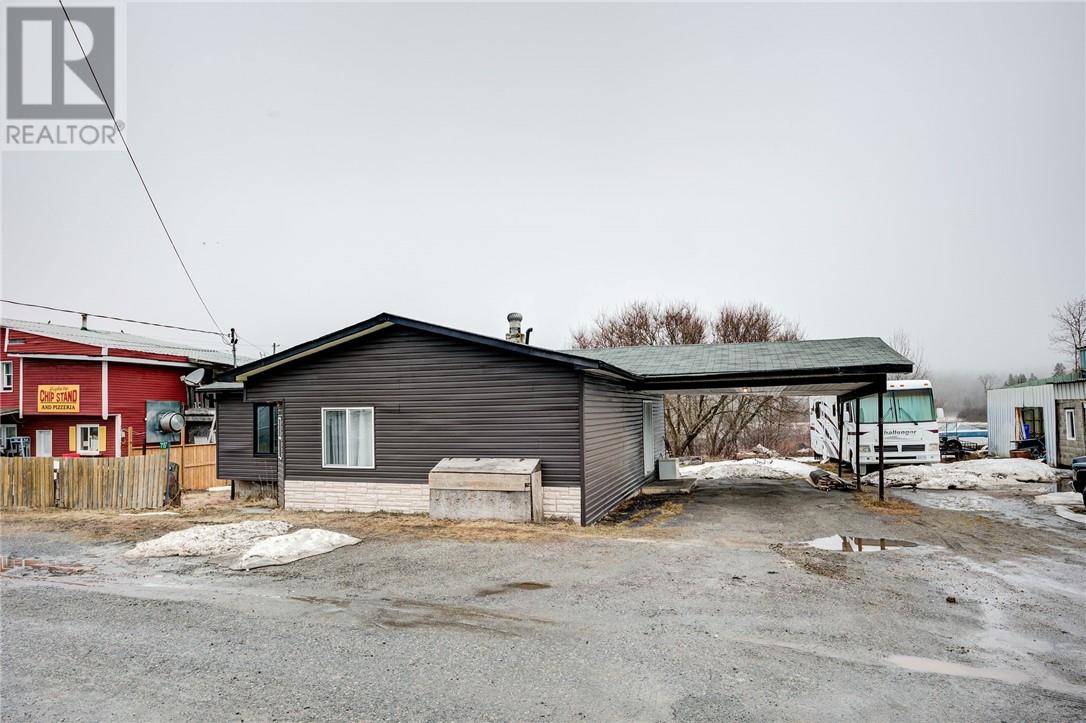 7157 Highway 17, Hagar, Ontario  P0M 1X0 - Photo 2 - 2127172