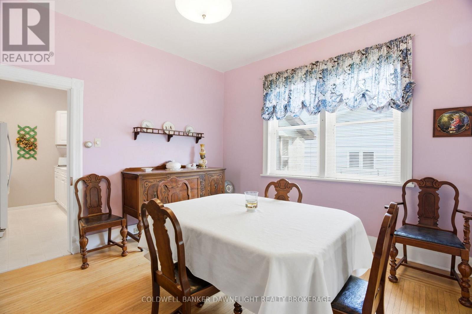 80 Sanders Street W, South Huron, Ontario  N0M 1S2 - Photo 11 - X13006790