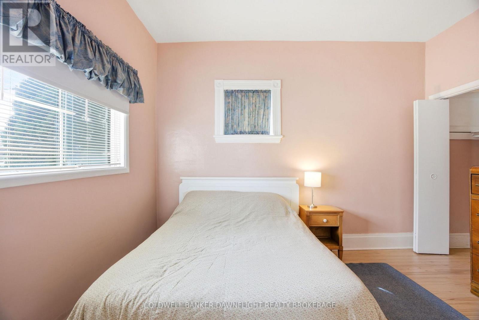 80 Sanders Street W, South Huron, Ontario  N0M 1S2 - Photo 12 - X13006790