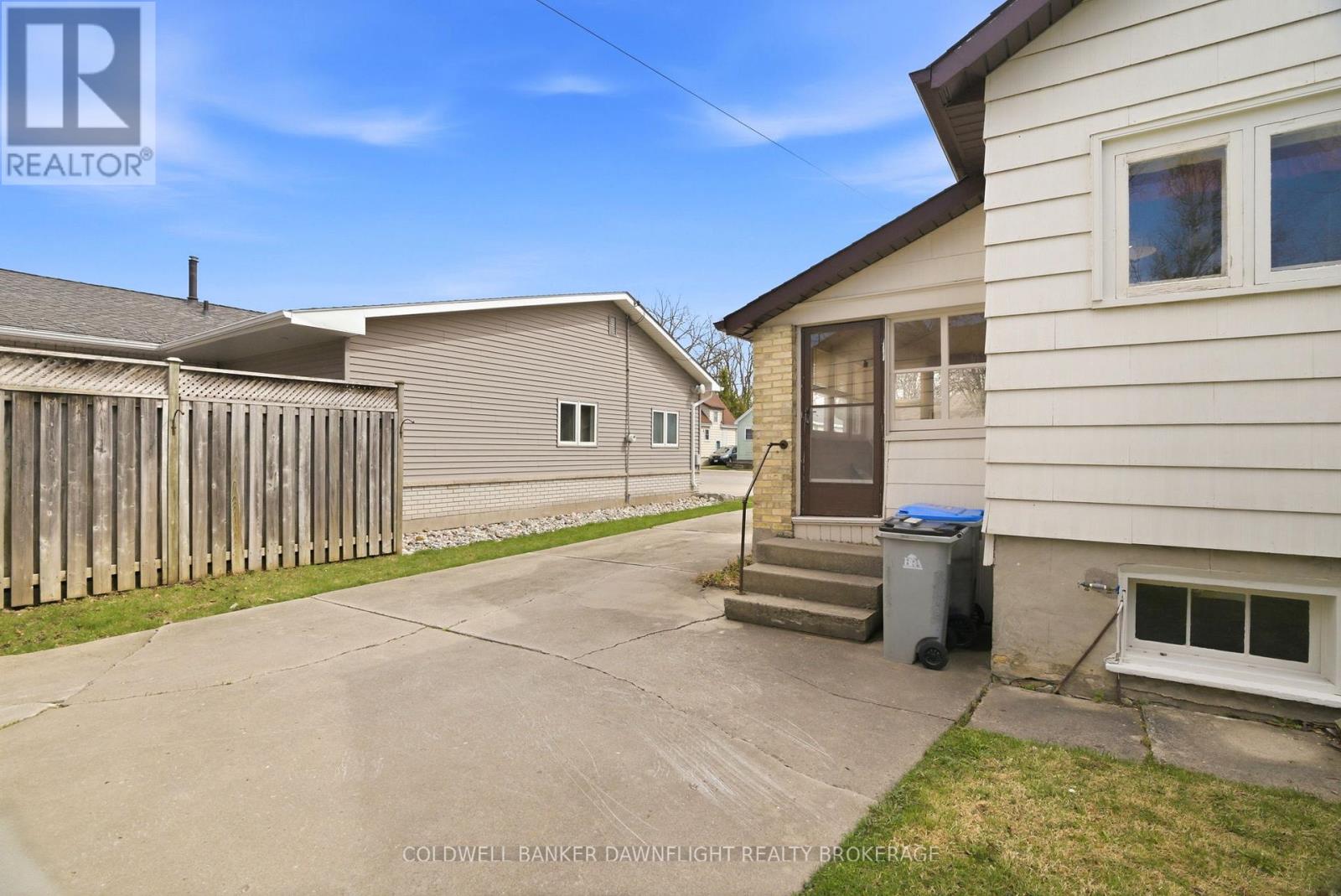 80 Sanders Street W, South Huron, Ontario  N0M 1S2 - Photo 36 - X13006790