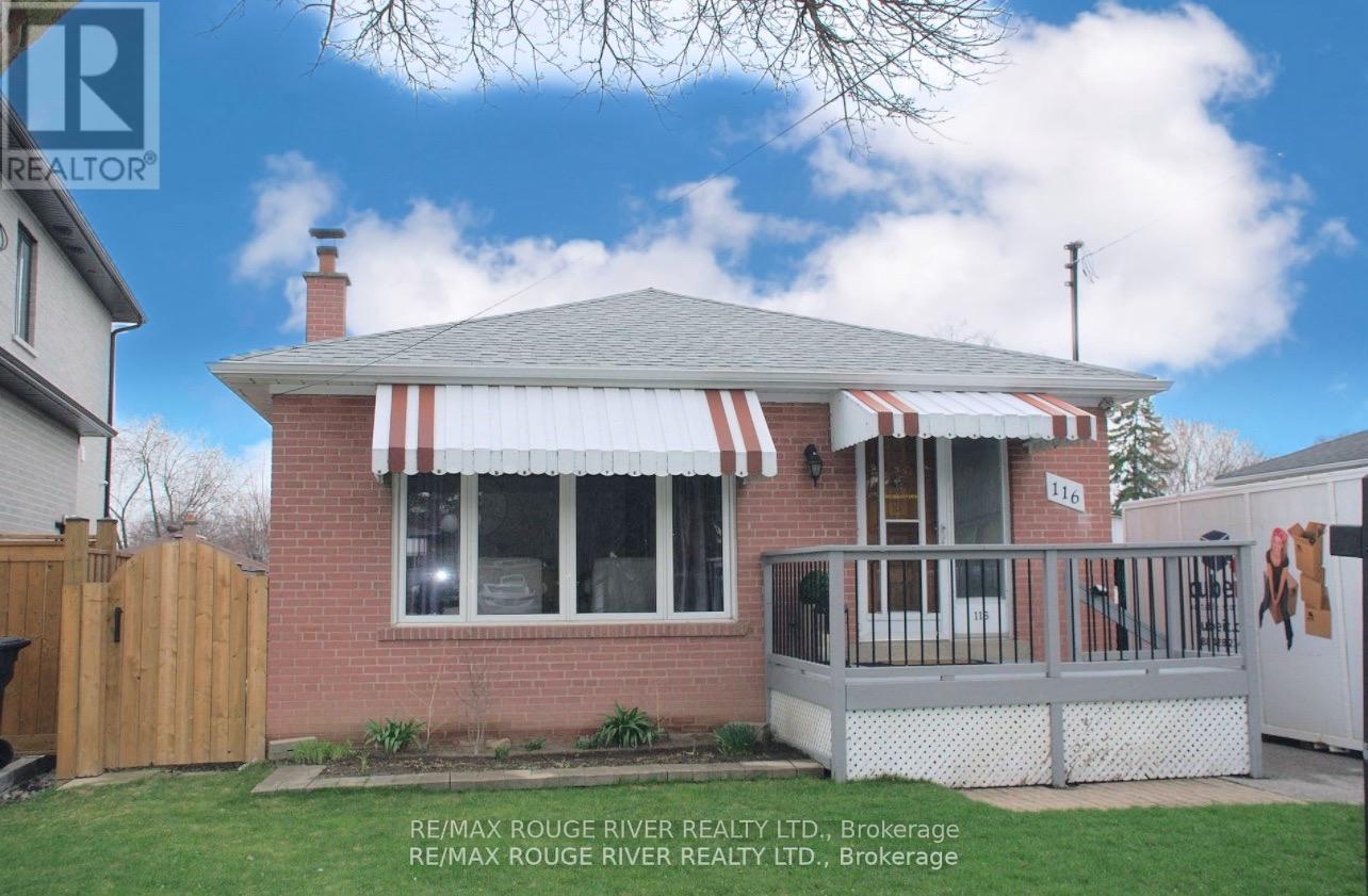 116 LORD ROBERTS DRIVE, Toronto, Ontario