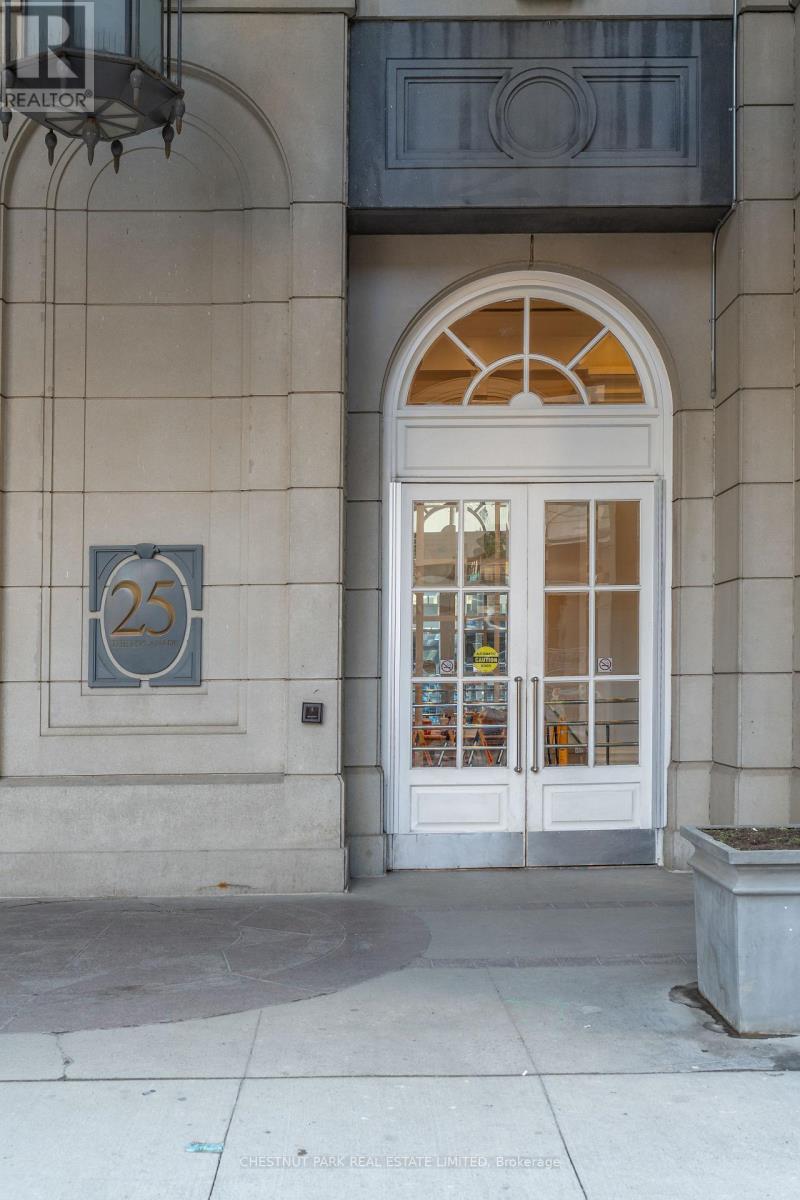 2107 - 25 The Esplanade, Toronto, Ontario  M5E 1W5 - Photo 39 - C13006764