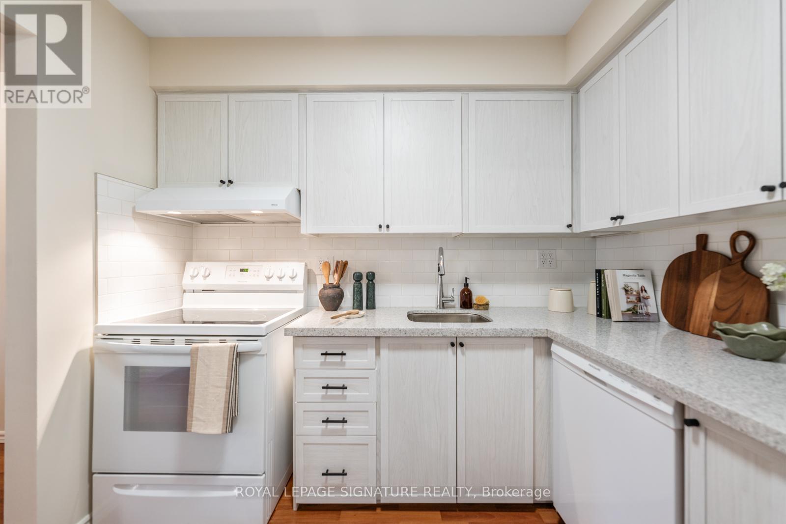 20 Crest Fern Way, Toronto, Ontario  M2J 4M2 - Photo 17 - C13006800