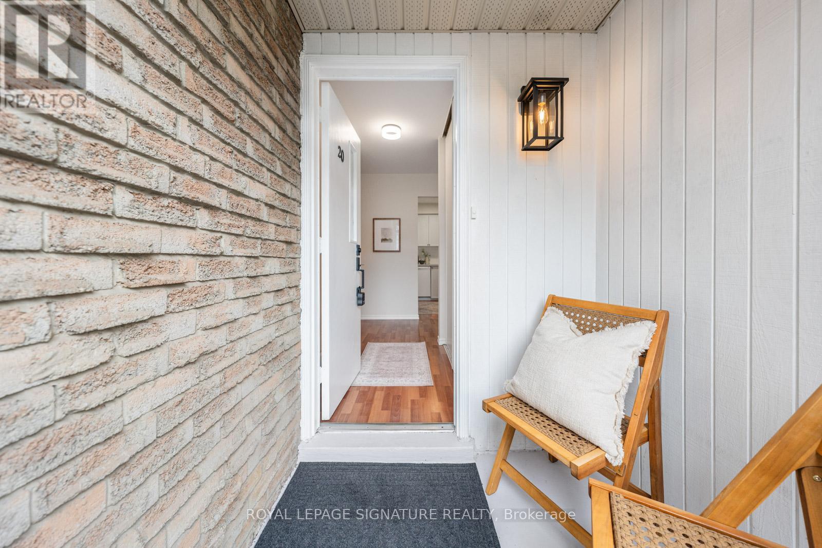 20 Crest Fern Way, Toronto, Ontario  M2J 4M2 - Photo 7 - C13006800