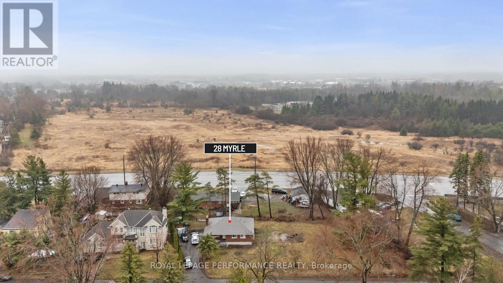 28 Myrle Avenue, Ottawa, Ontario  K2H 8E6 - Photo 3 - X13006738