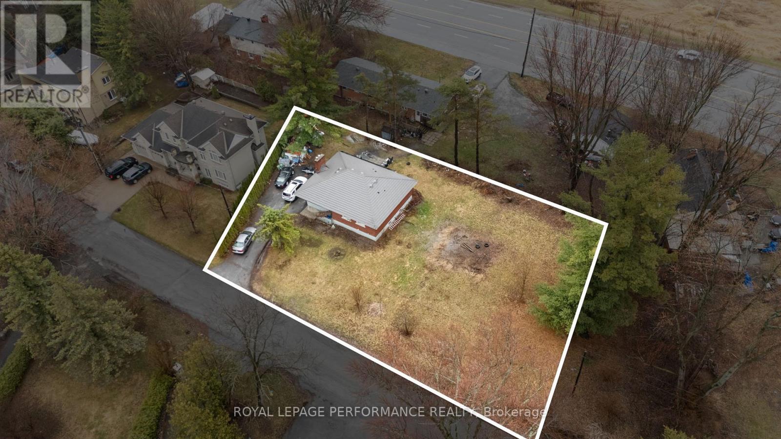 28 Myrle Avenue, Ottawa, Ontario  K2H 8E6 - Photo 5 - X13006738