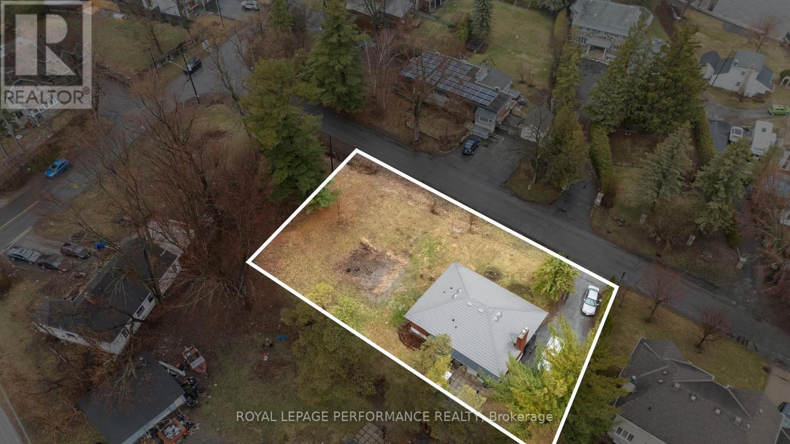 28 Myrle Avenue, Ottawa, Ontario  K2H 8E6 - Photo 6 - X13006738