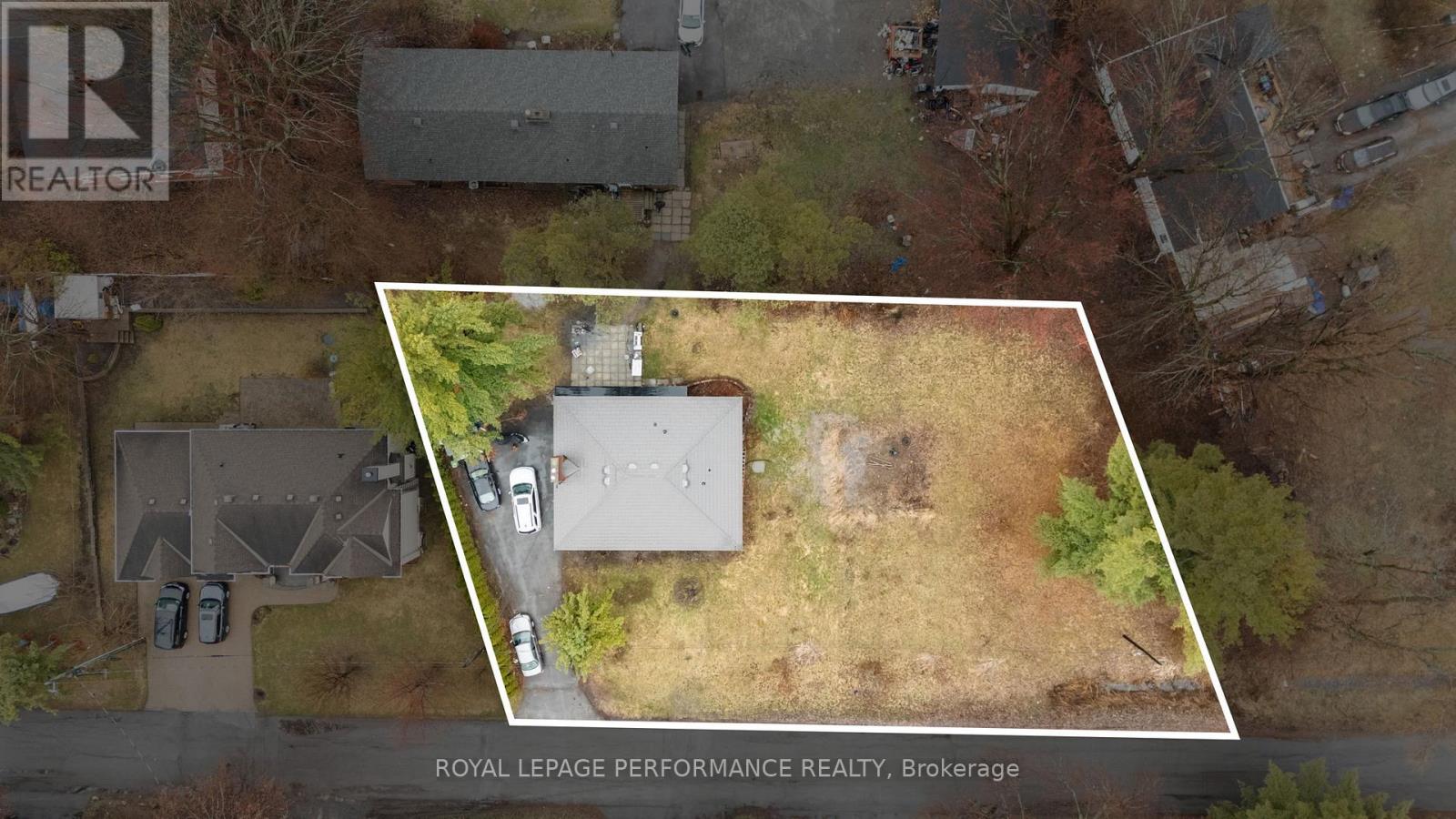 28 Myrle Avenue, Ottawa, Ontario  K2H 8E6 - Photo 7 - X13006738