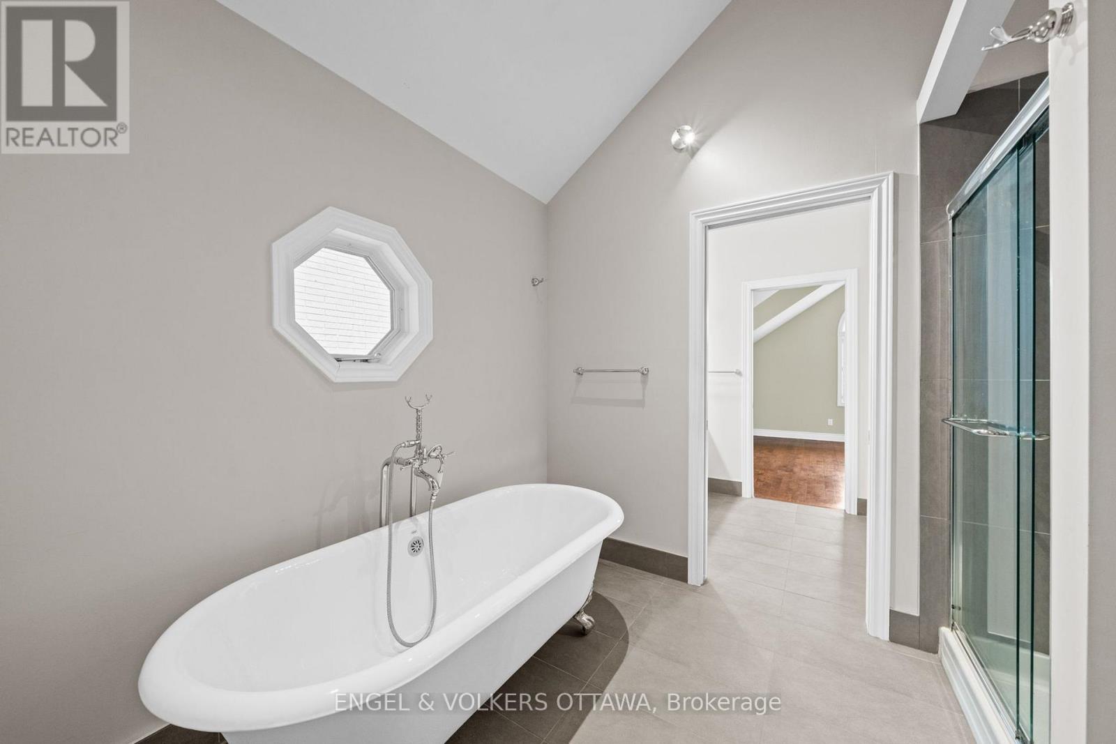 249 Atlantis Avenue, Ottawa, Ontario  K2A 1X9 - Photo 20 - X13006750