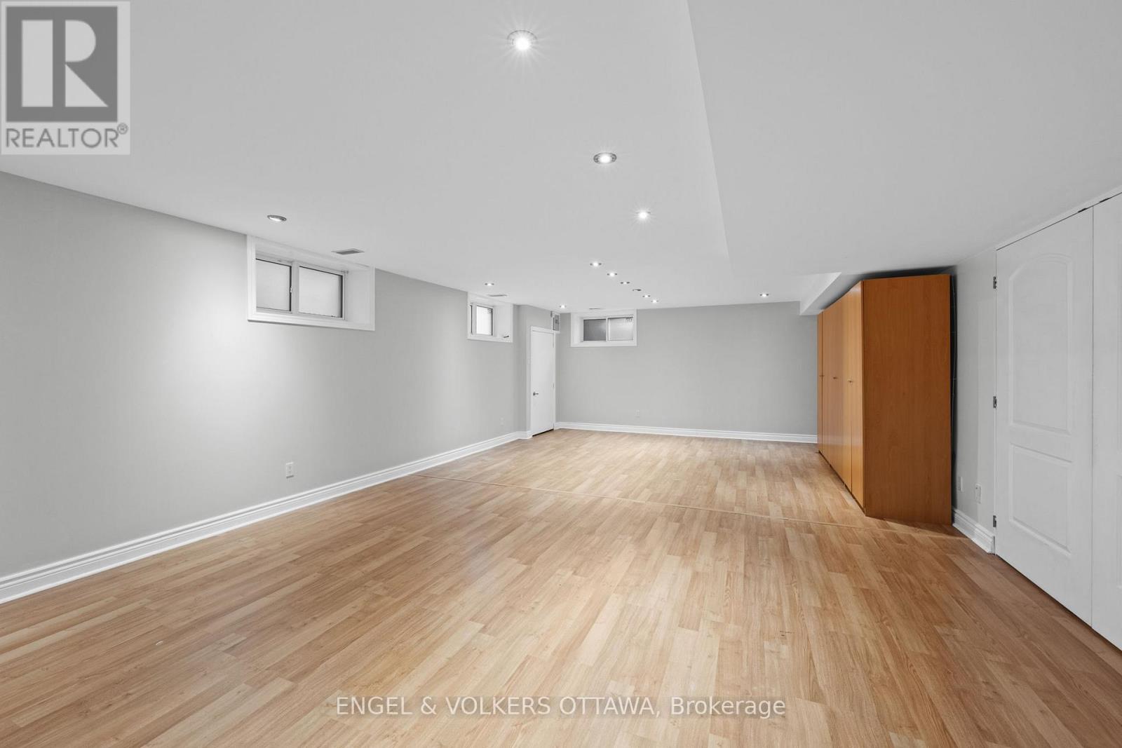 249 Atlantis Avenue, Ottawa, Ontario  K2A 1X9 - Photo 24 - X13006750