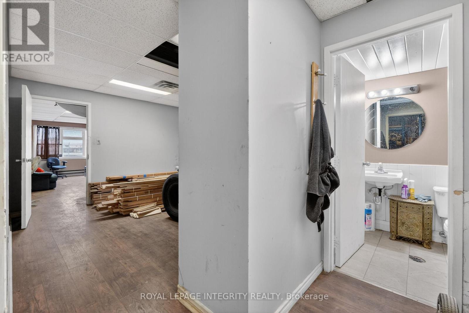 36 - 174 Colonnade Road, Ottawa, Ontario  K2E 7J5 - Photo 33 - X13006824