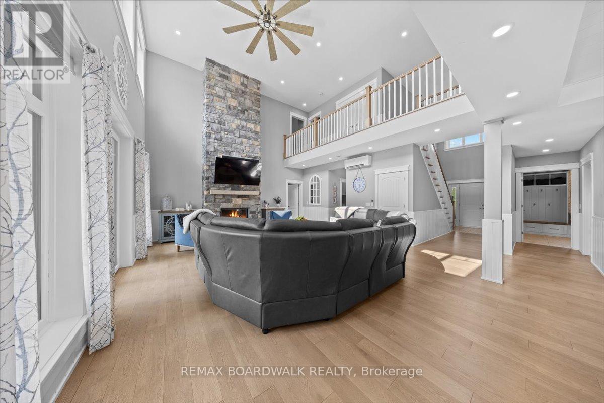 2440 Emmett Road, Ottawa, Ontario  K4C 1S1 - Photo 7 - X13006836