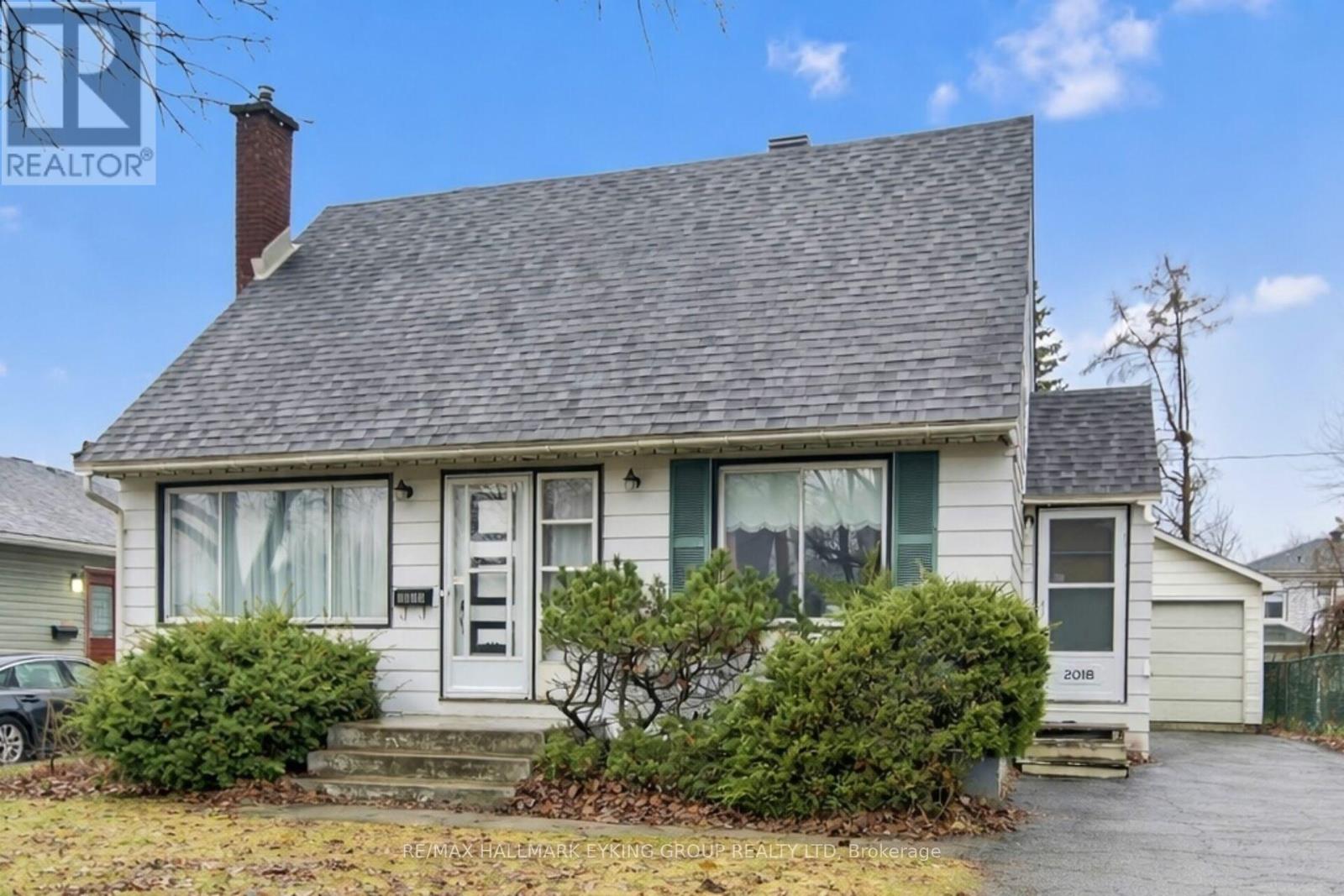 2018 Olympia Crescent, Ottawa, Ontario  K1G 2B4 - Photo 1 - X13006890