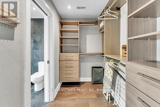 10 Oakdene Crescent, Toronto, Ontario  M4J 4H9 - Photo 24 - E13006822