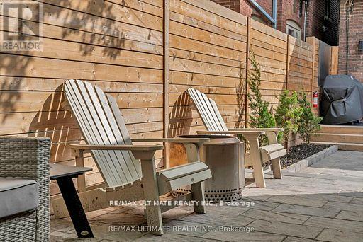 10 Oakdene Crescent, Toronto, Ontario  M4J 4H9 - Photo 42 - E13006822