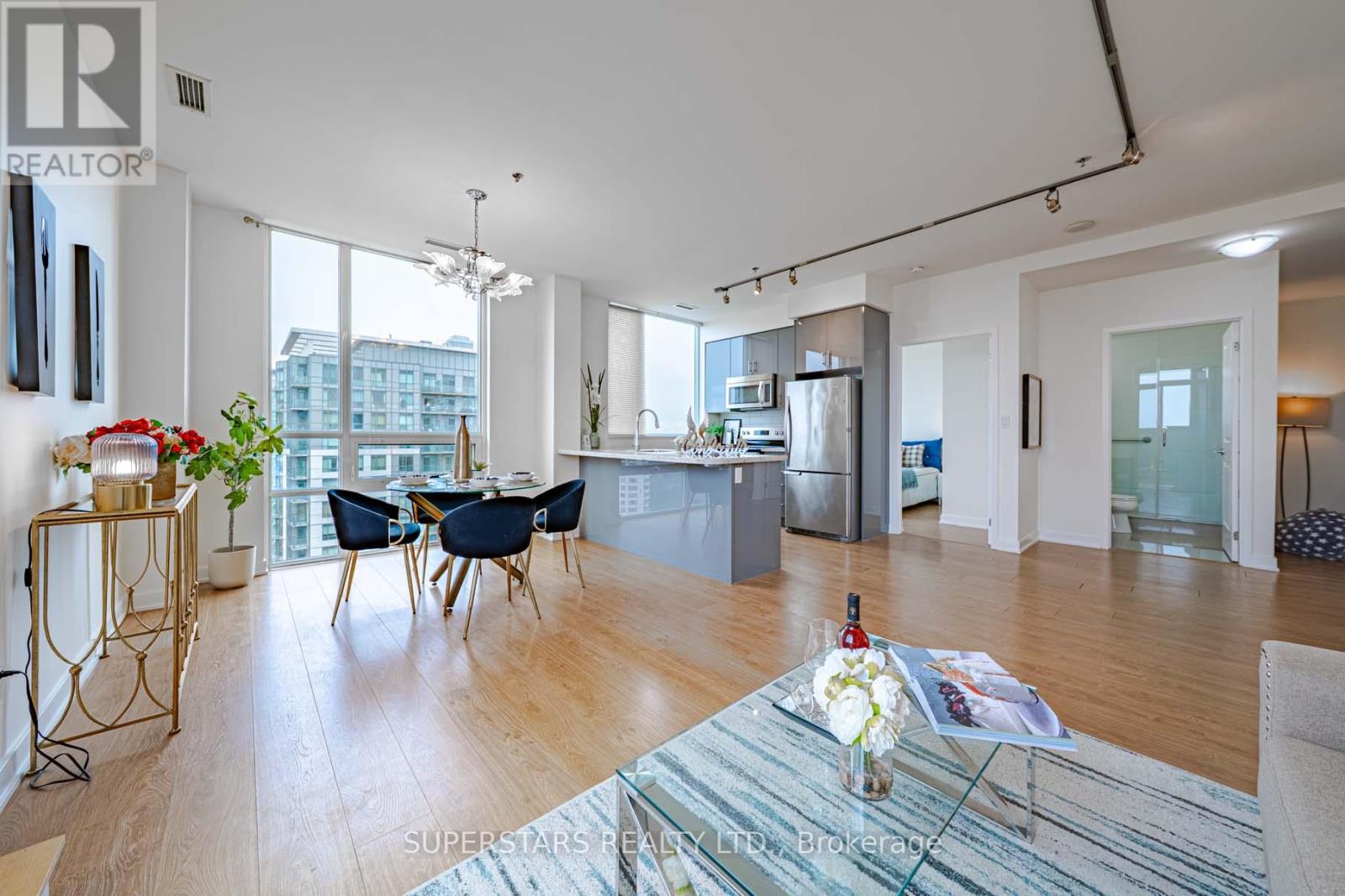 2009(Ph9) - 185 Bonis Avenue, Toronto, Ontario  M1T 0A4 - Photo 14 - E13006866