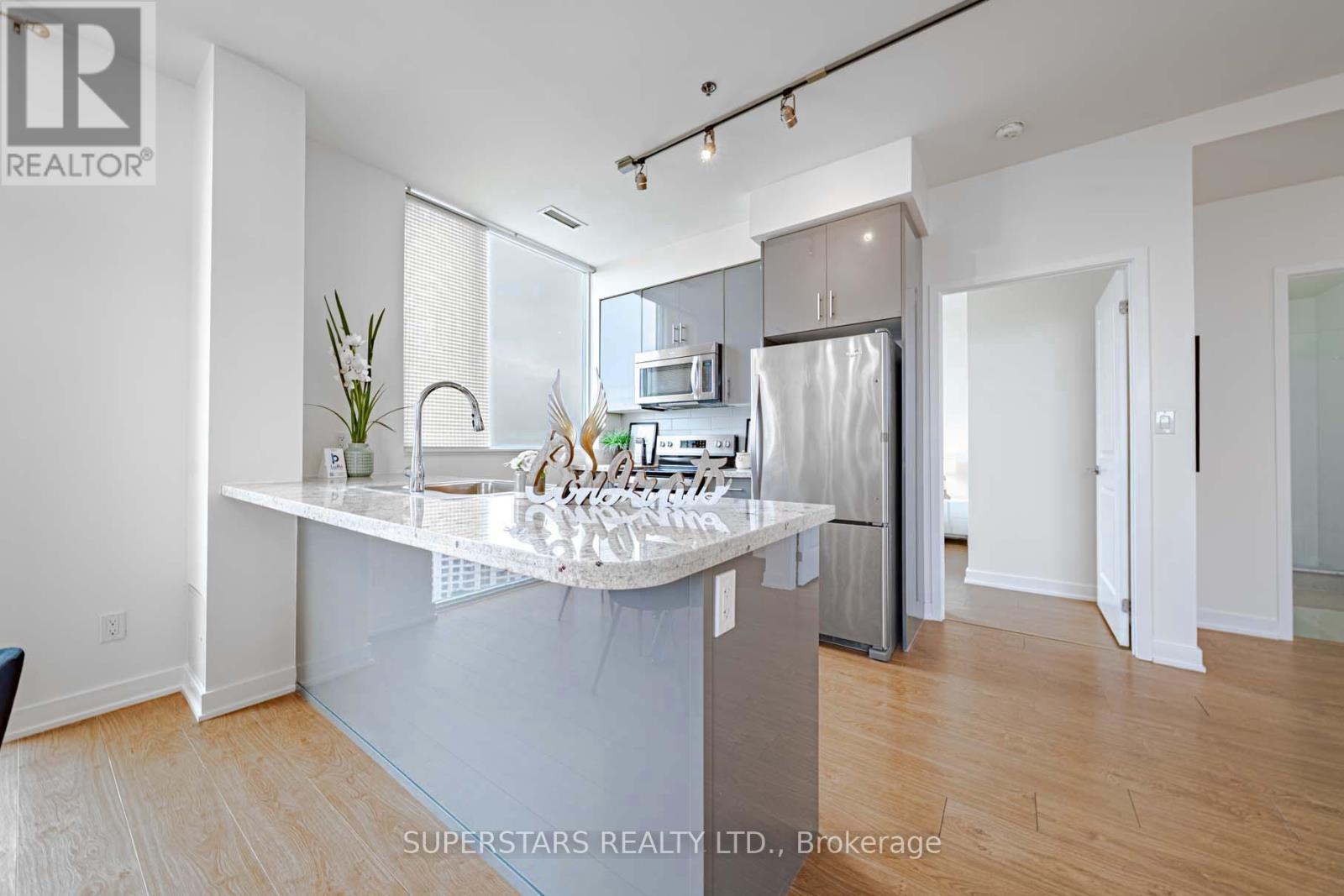 2009(Ph9) - 185 Bonis Avenue, Toronto, Ontario  M1T 0A4 - Photo 7 - E13006866