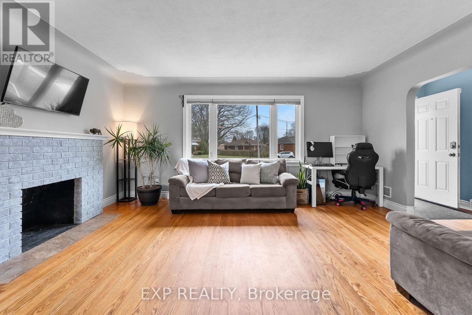 6396 Laura Crescent, Niagara Falls, Ontario  L2G 5E4 - Photo 5 - X13006776