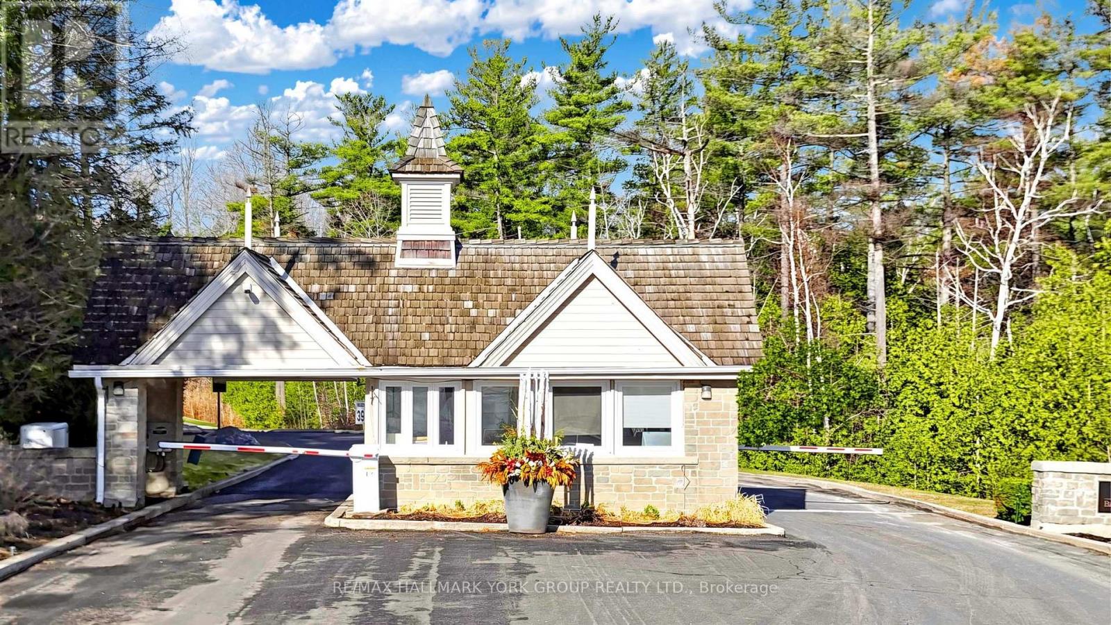 57 - 225 MEADOW LARK LANE, Aurora, Ontario