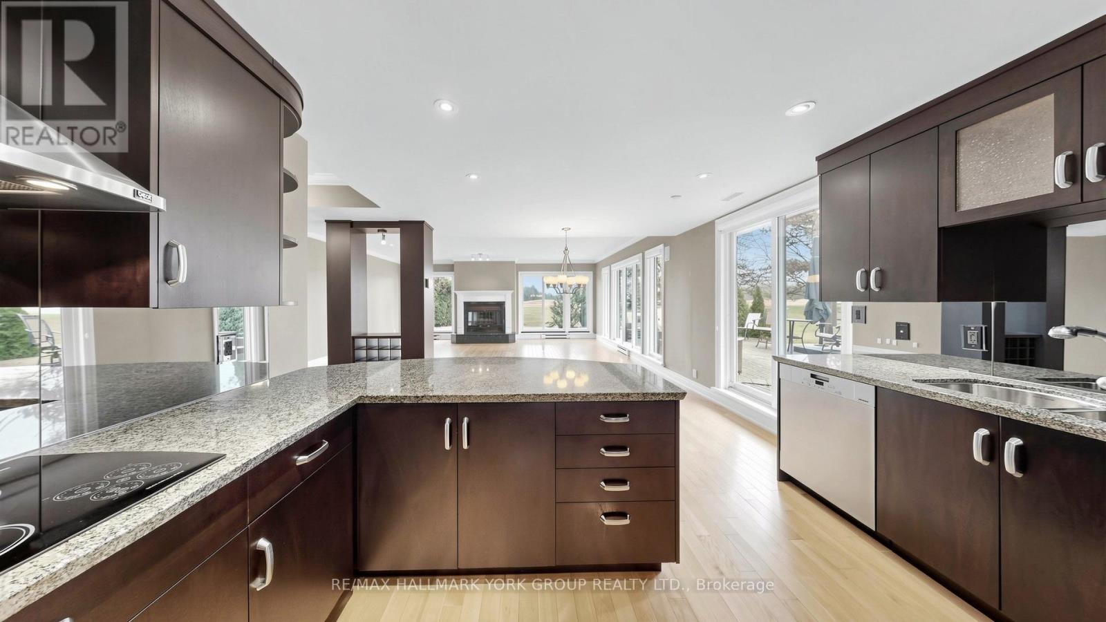 57 - 225 Meadow Lark Lane, Aurora, Ontario  L4G 0L5 - Photo 7 - N13006752