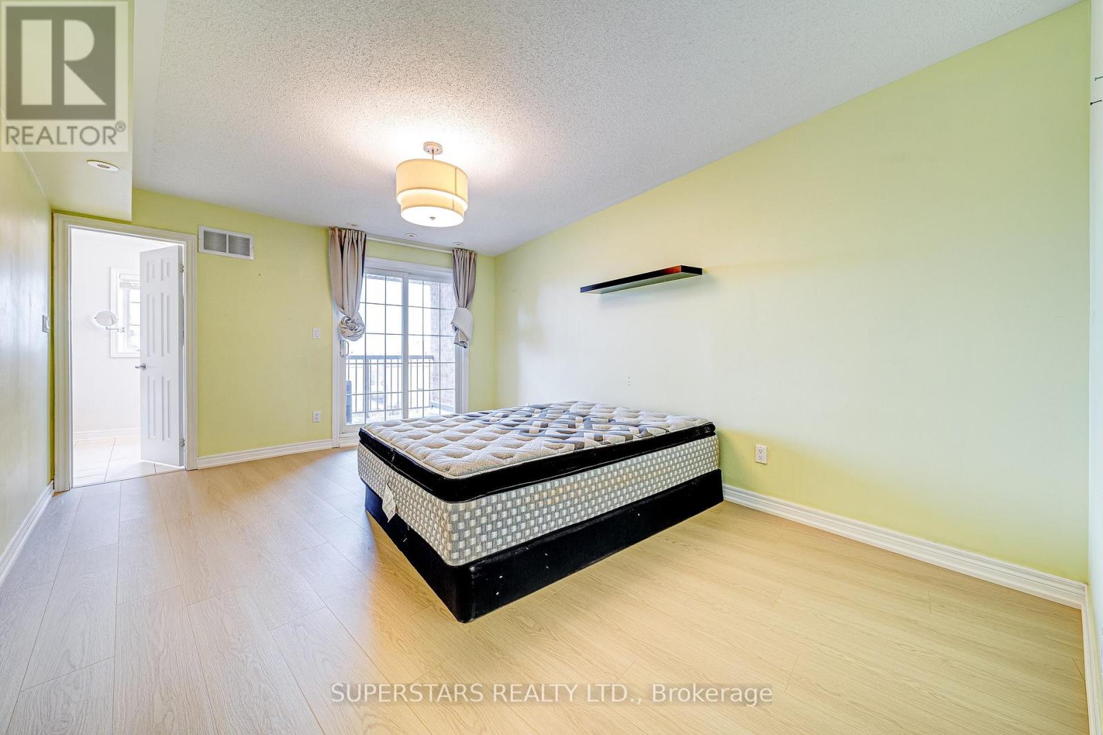 22 - 30 Greensborough Village Circle, Markham, Ontario  L6E 1Z1 - Photo 14 - N13006786