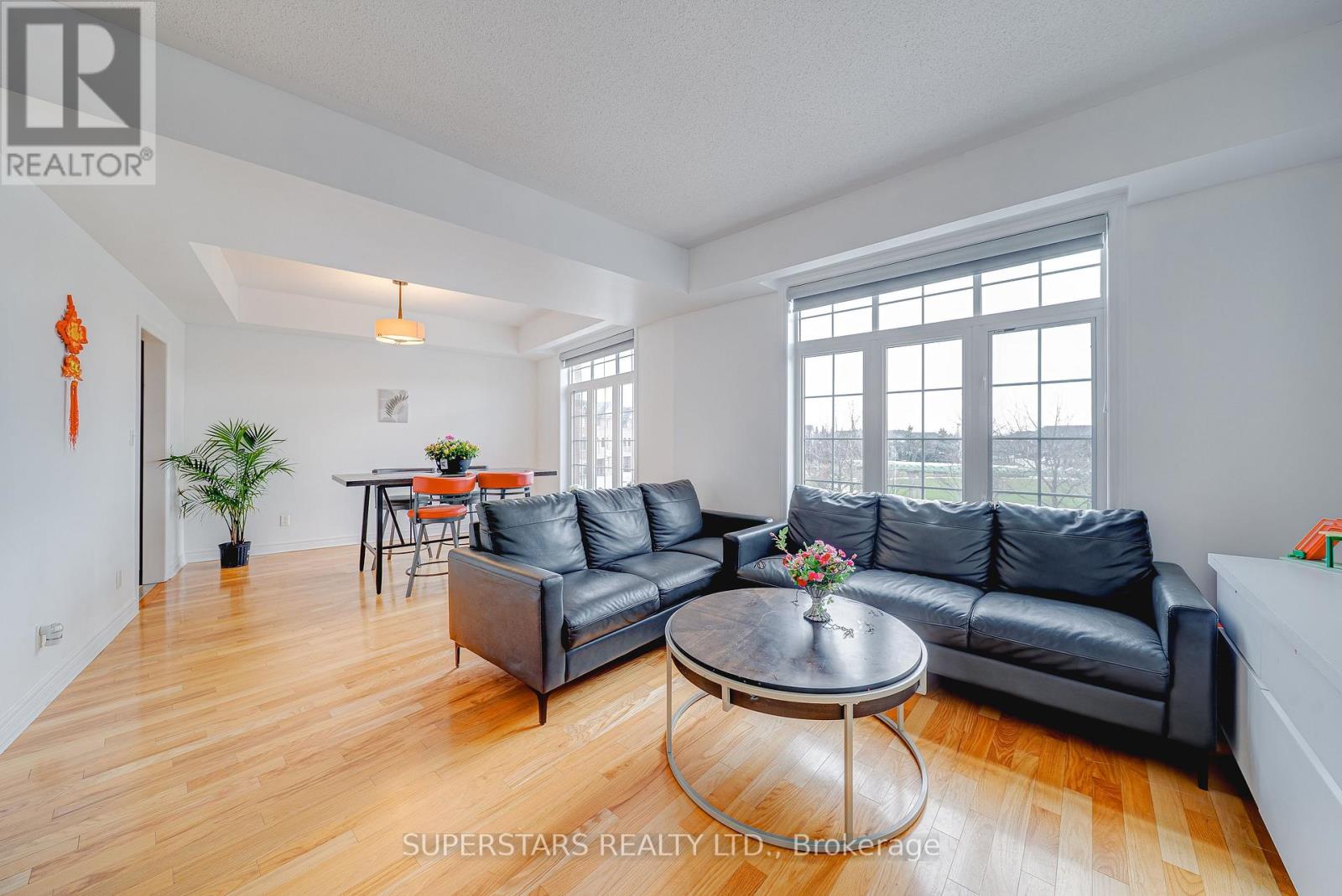 22 - 30 Greensborough Village Circle, Markham, Ontario  L6E 1Z1 - Photo 4 - N13006786