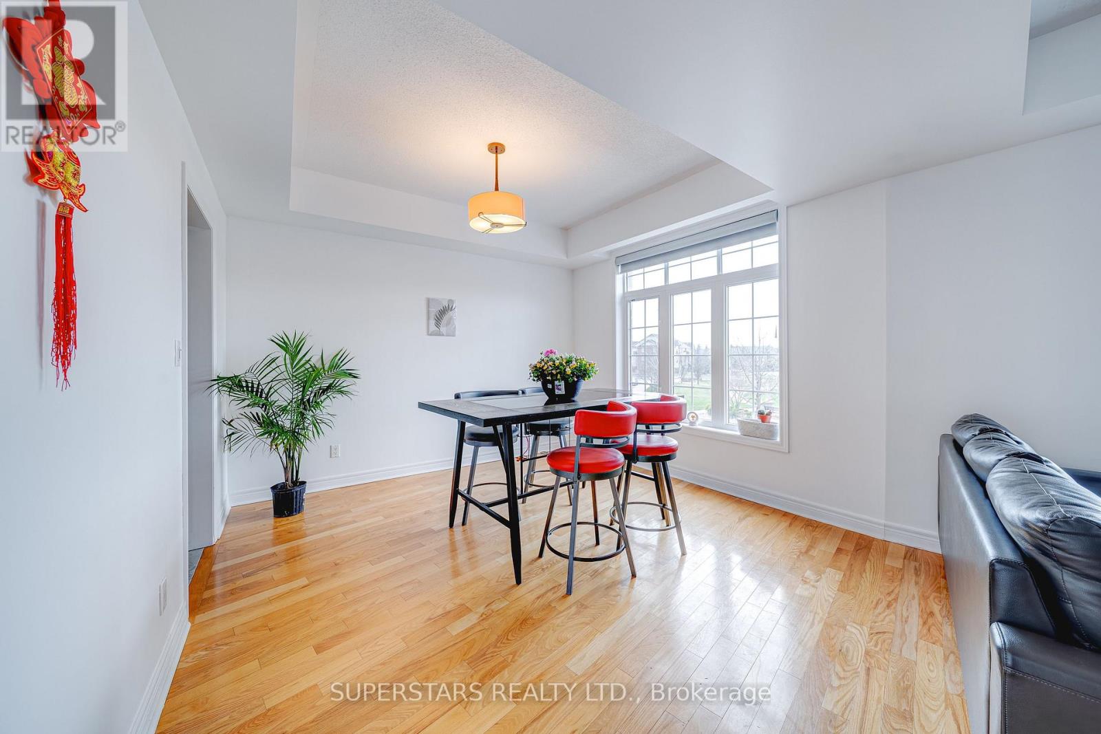 22 - 30 Greensborough Village Circle, Markham, Ontario  L6E 1Z1 - Photo 6 - N13006786