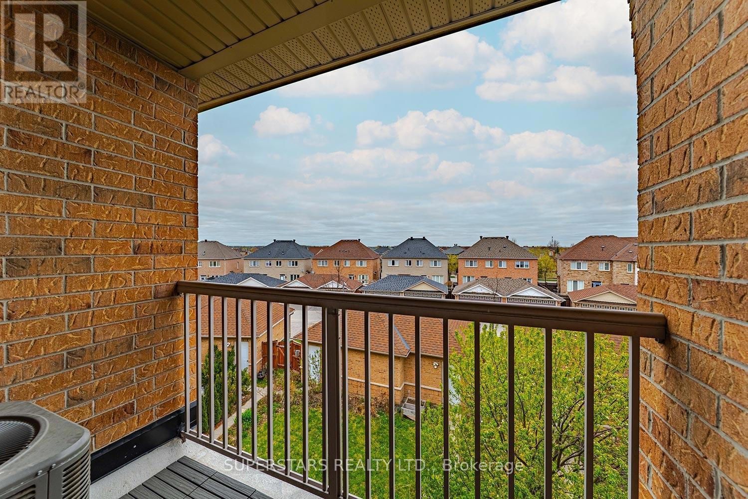 22 - 30 Greensborough Village Circle, Markham, Ontario  L6E 1Z1 - Photo 9 - N13006786