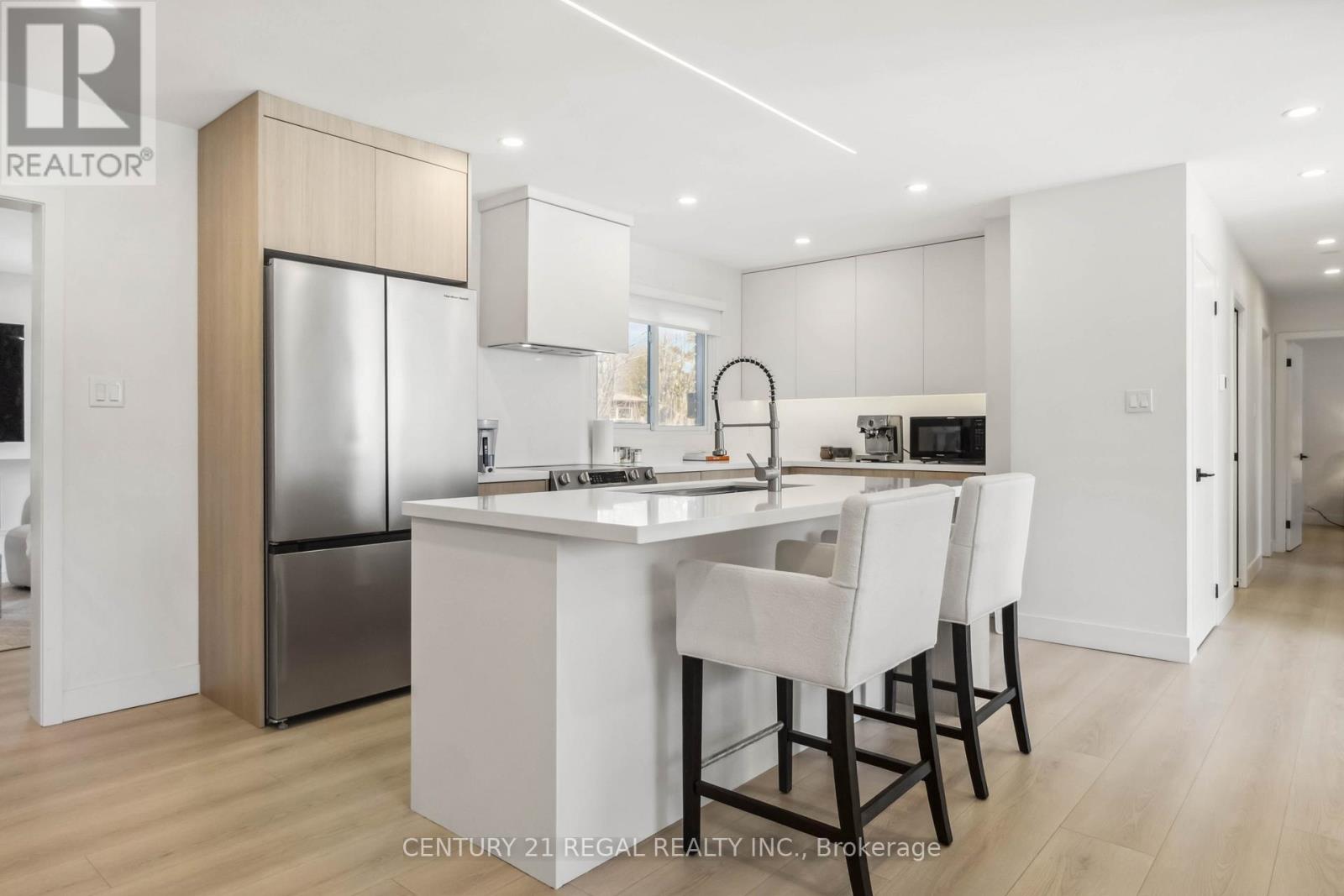 26 Sir Bedevere Place, Markham, Ontario  L3P 2W2 - Photo 9 - N13006812