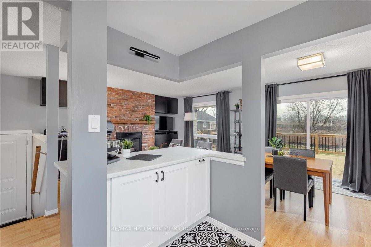 63a Tulip Street, Georgina, Ontario  L4P 1C6 - Photo 11 - N13006844