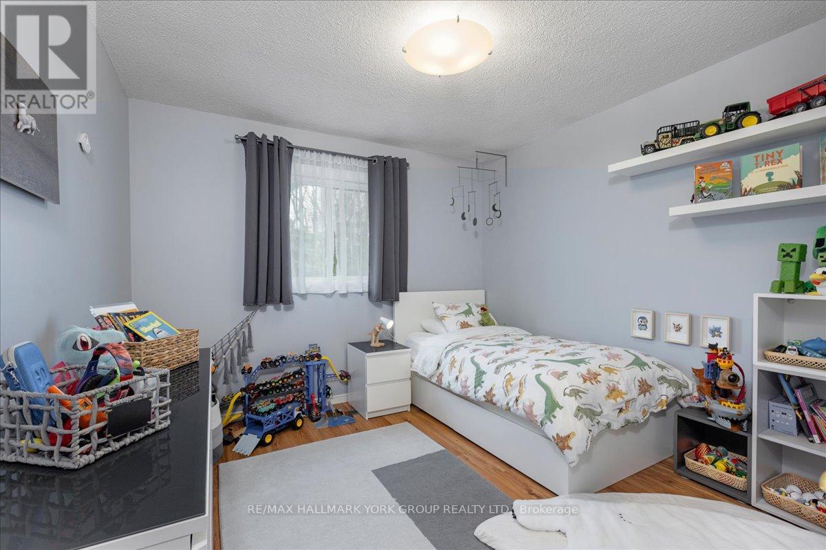 63a Tulip Street, Georgina, Ontario  L4P 1C6 - Photo 17 - N13006844