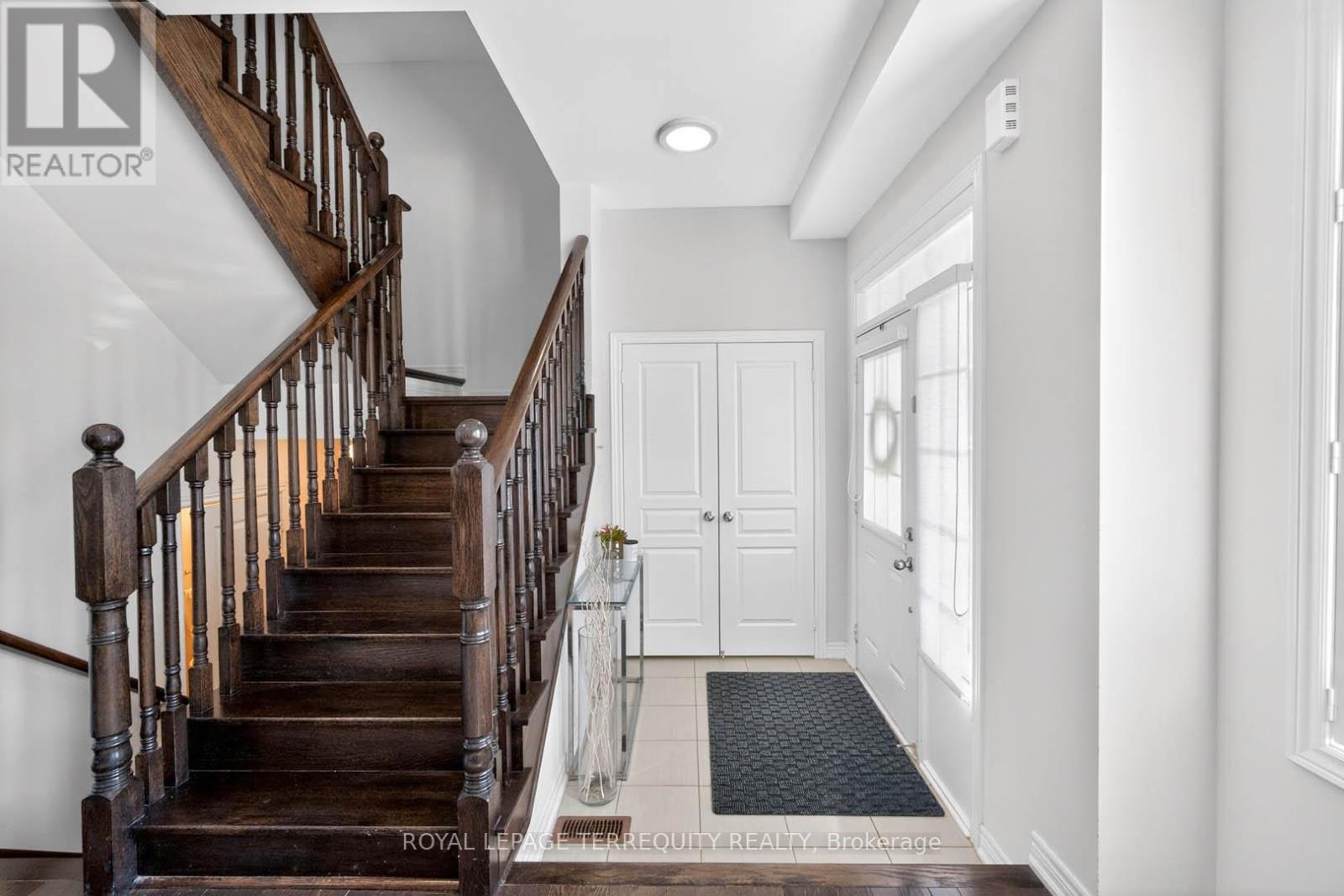 190 East's Corners Boulevard, Vaughan, Ontario  L4H 4H3 - Photo 2 - N13006868