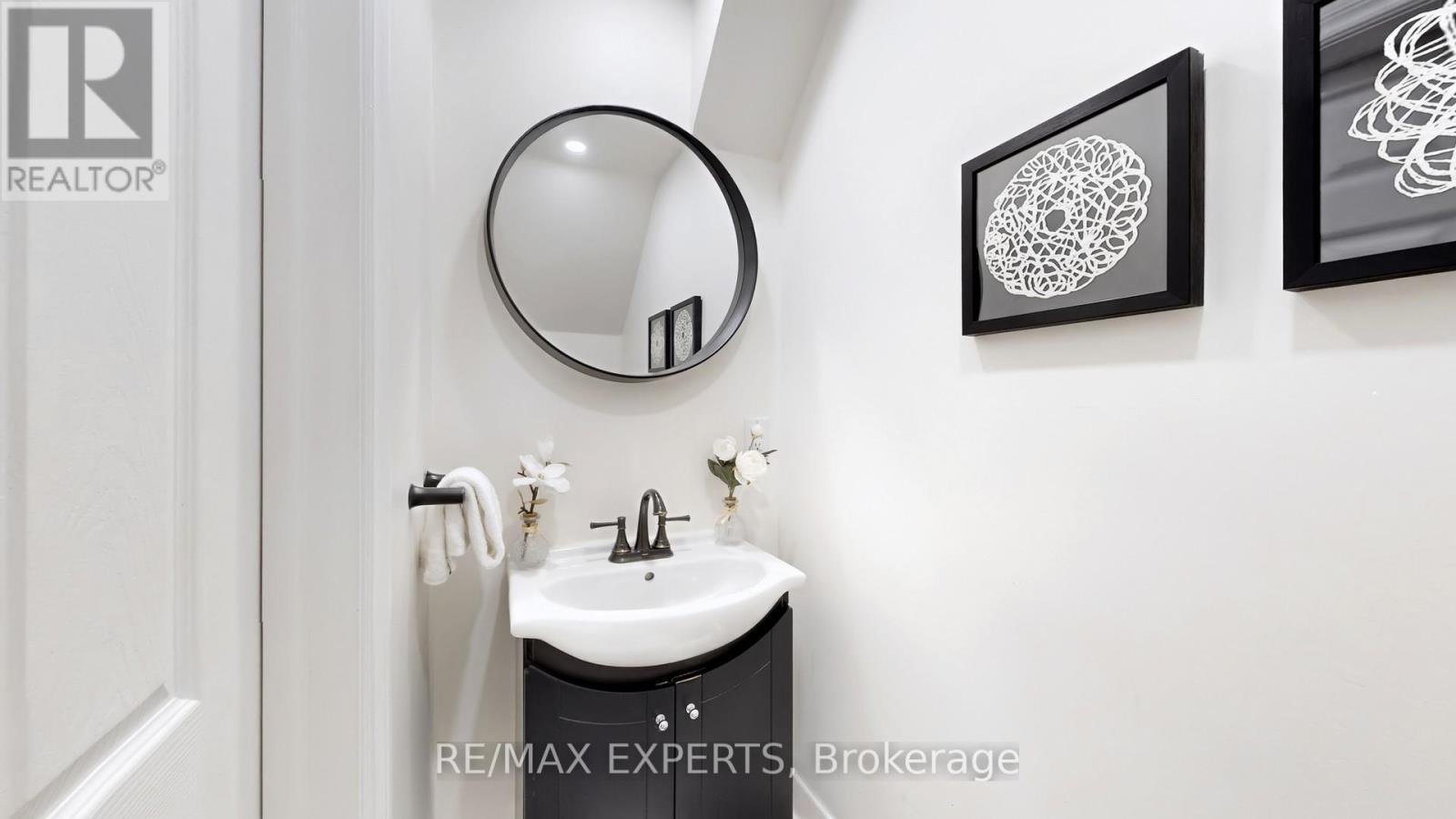 562 Tara Hill Circle, Aurora, Ontario  L4G 6G9 - Photo 33 - N13006874