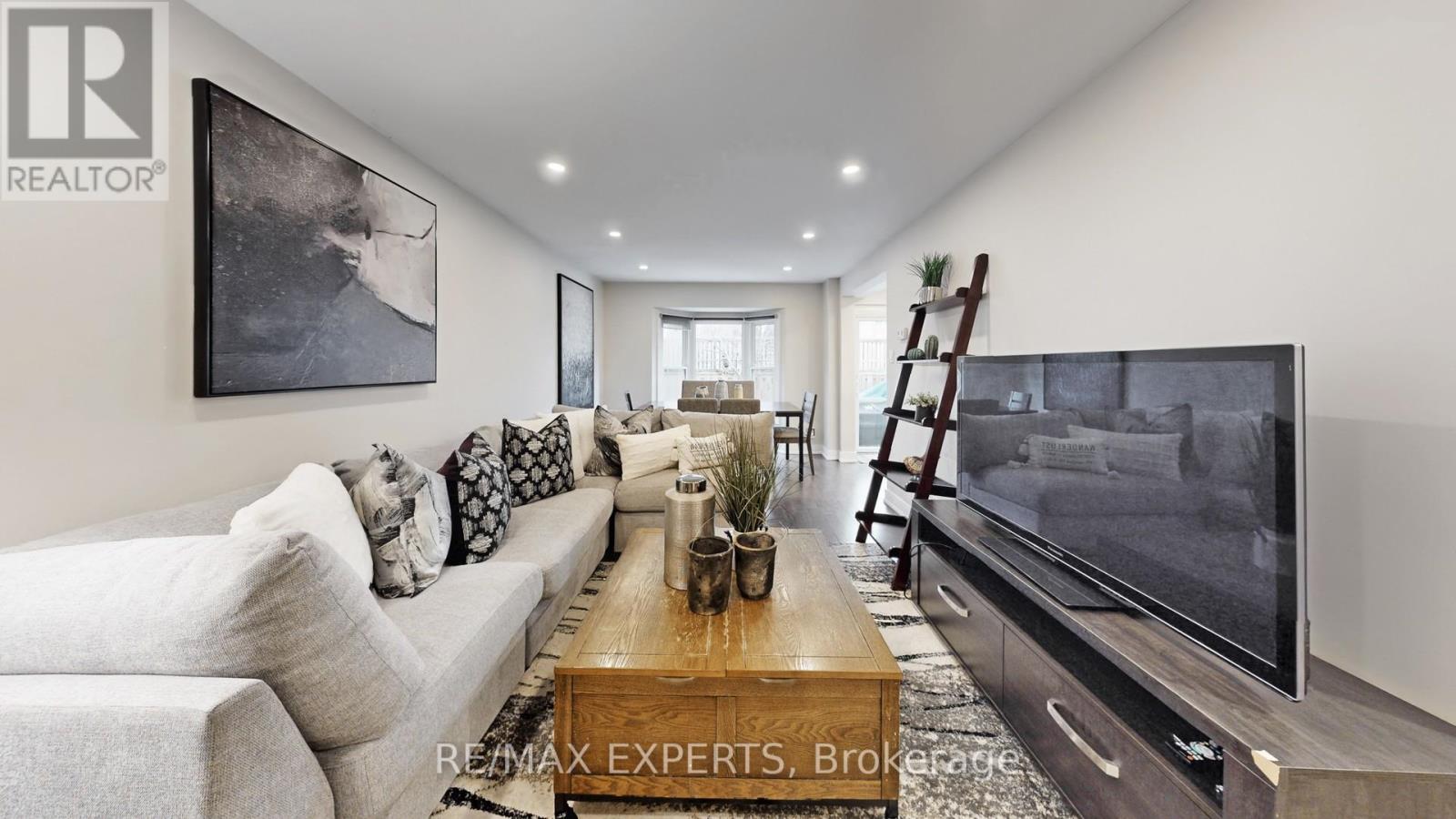 562 Tara Hill Circle, Aurora, Ontario  L4G 6G9 - Photo 5 - N13006874