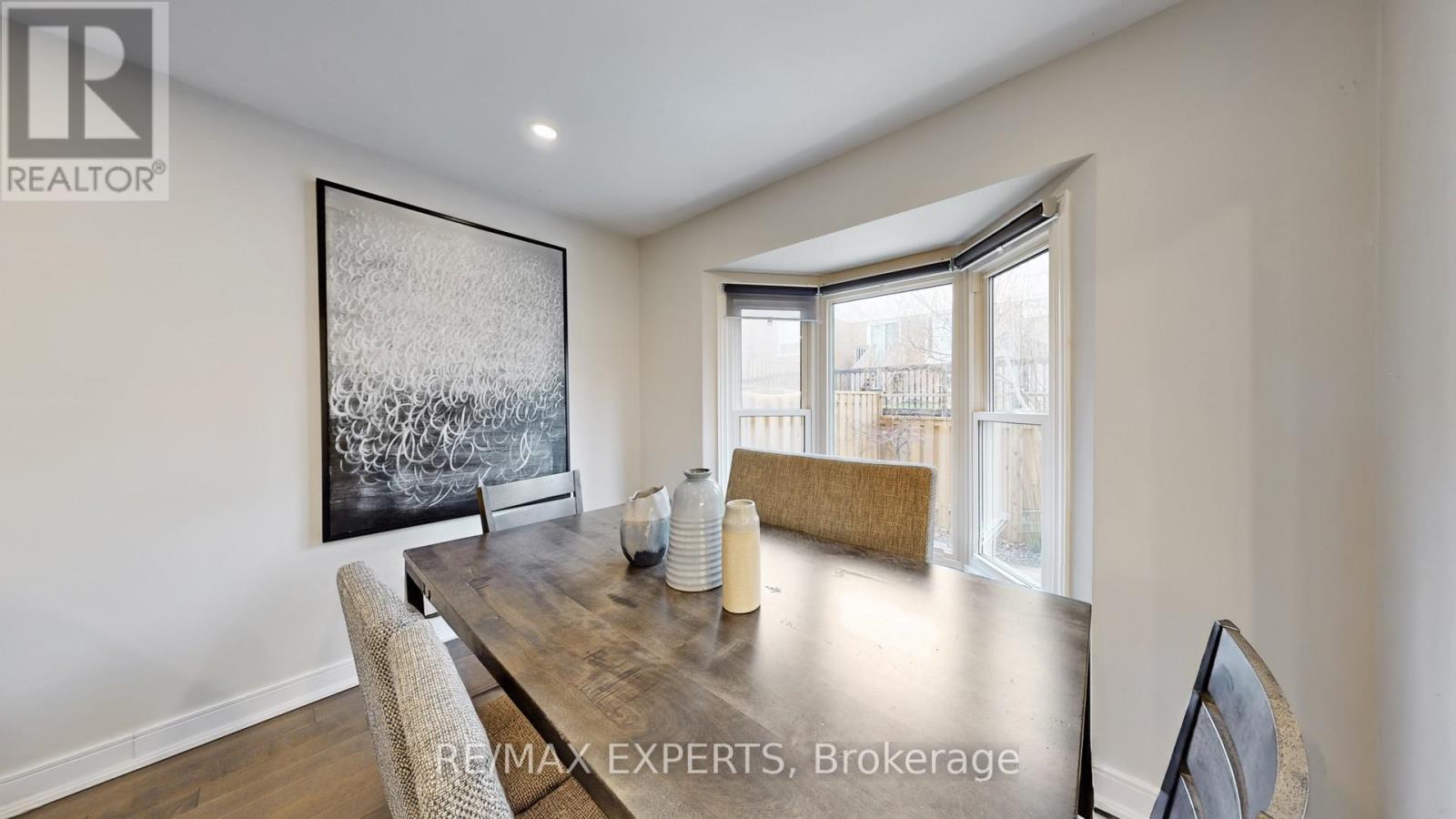 562 Tara Hill Circle, Aurora, Ontario  L4G 6G9 - Photo 8 - N13006874