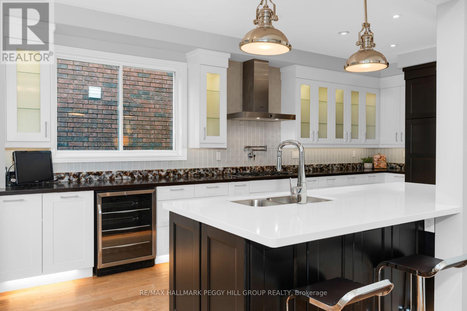 44 Birkhall Place, Barrie, Ontario  L4N 0K5 - Photo 6 - S13006856