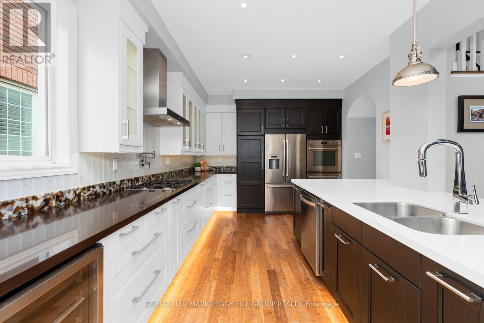 44 Birkhall Place, Barrie, Ontario  L4N 0K5 - Photo 7 - S13006856